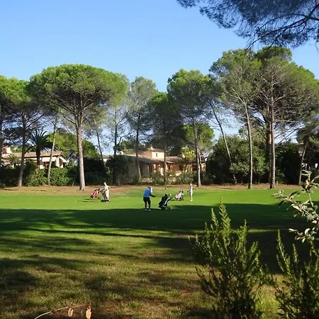 Domaine De Valescure T3 Rez De Jardin Saint-Raphael (Var)