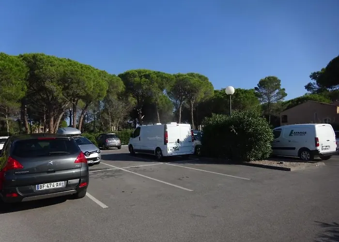 Domaine De Valescure T3 Rez De Jardin