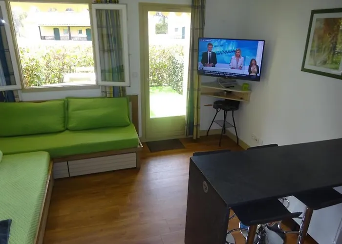 Domaine De Valescure T3 Rez De Jardin Saint-Raphaël